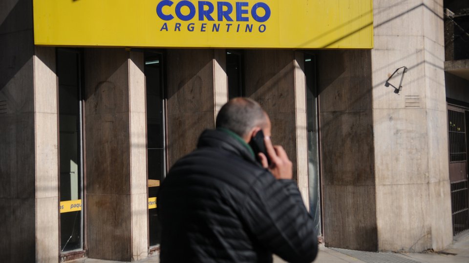 La confesión de Federico Sturzenegger sobre la desregulación del correo | Qué implican los cambios que decretó el Gobierno