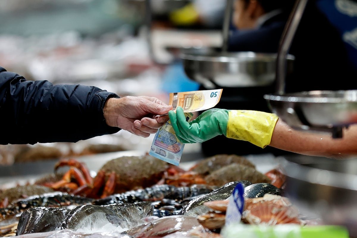 Nochebuena 2024: Una cena más cara, y también más abundante | Economía