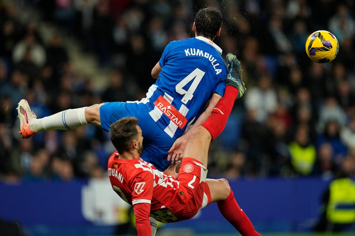 Empate de fútbol y fe entre el Espanyol y el Girona | Fútbol | Deportes