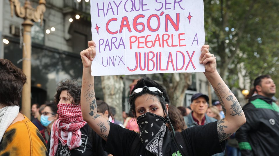 La Defensoría del Pueblo de la Ciduad presentó un habeas corpus para garantizar el derecho a la protesta | Nueva marcha de jubilados