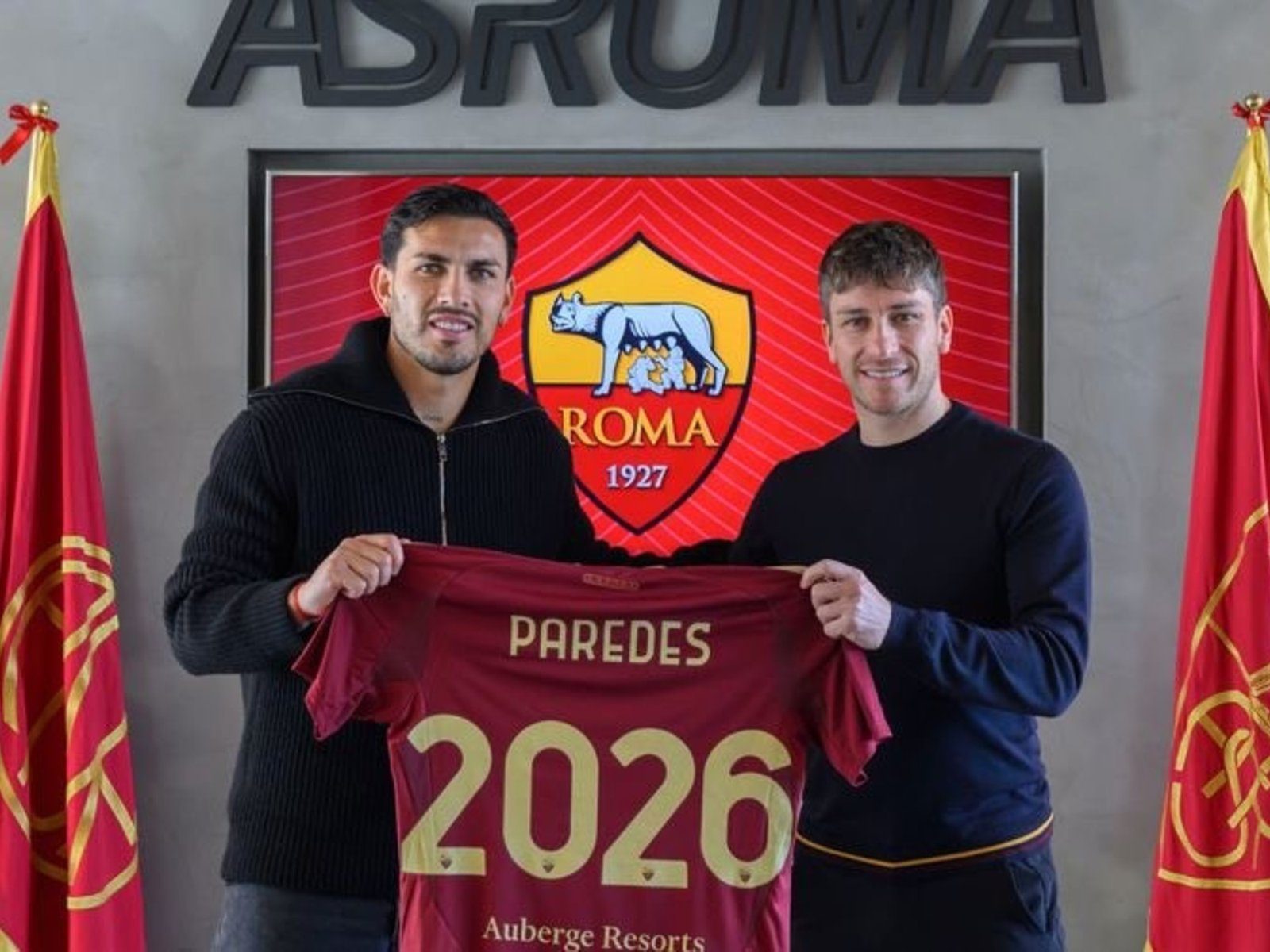 Leandro Paredes renovó con Roma hasta 2026 pero con una cláusula dedicada a Boca en su contrato