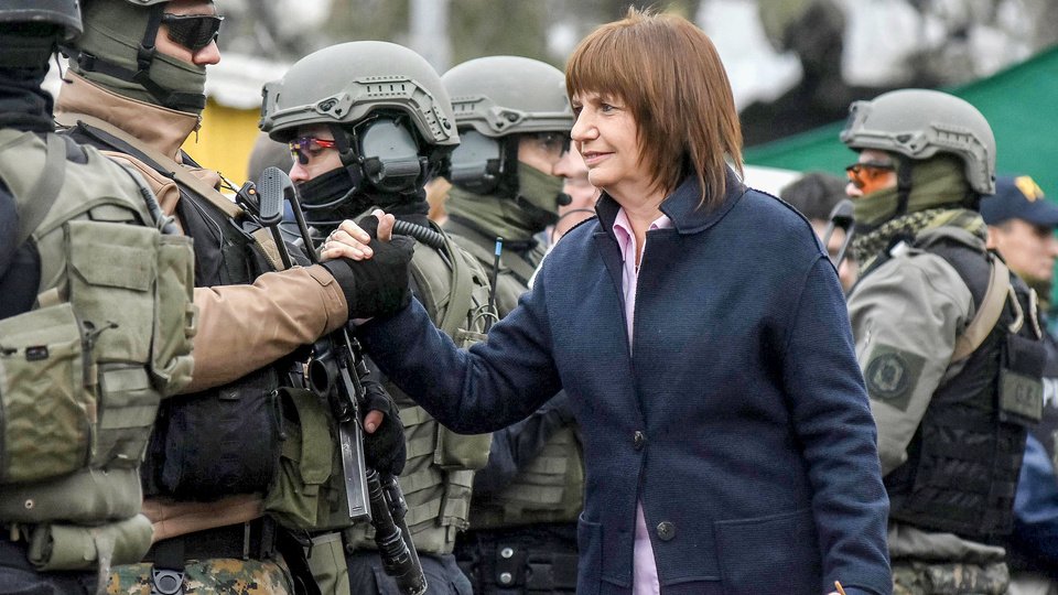 Patricia Bullrich y el jefe de la SIDE en la mira del Congreso por la represión a los jubilados | La Bicameral de Inteligencia busca que den explicaciones