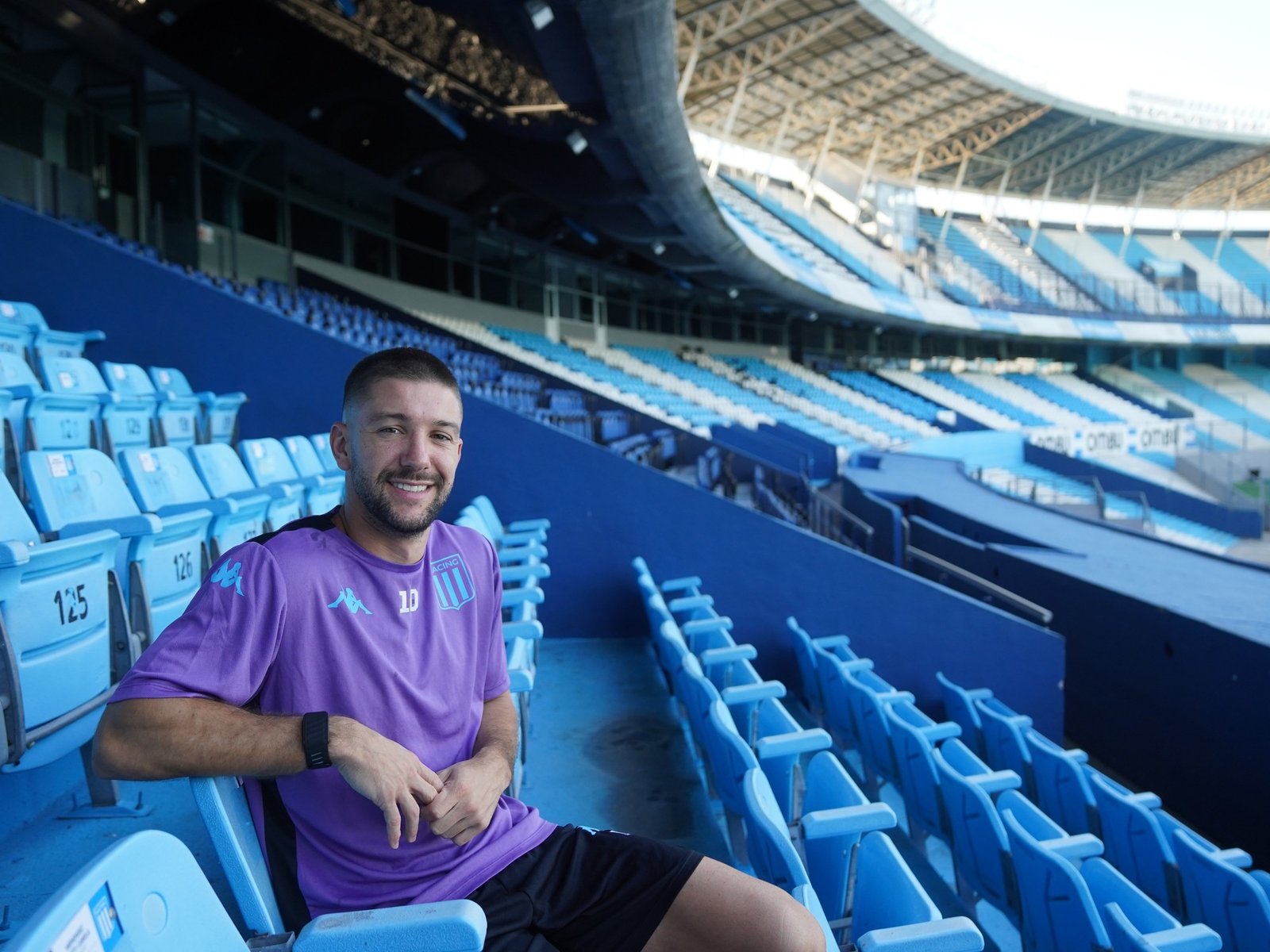 de estar a punto de dejar el fútbol al momento más feliz de su carrera en Racing