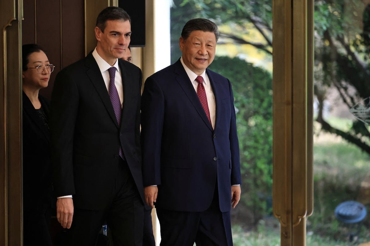Sánchez defiende ante Xi el acercamiento a Pekín en plena crisis con EE UU: “España ve a China como socio de la UE” | España
