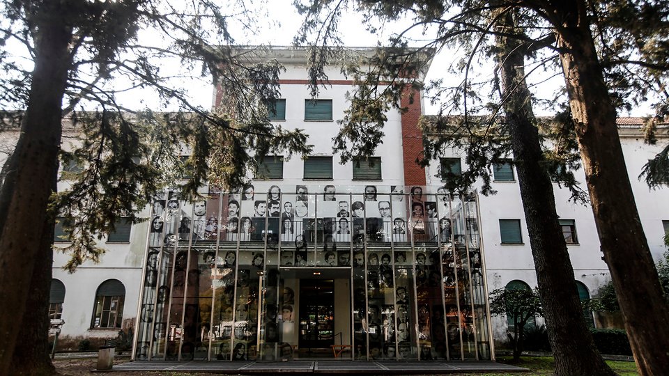 El Gobierno consuma su golpe a la memoria | Tras la degradación de la secretaría de DDHH, el turno del museo de la ESMA y el ANM
