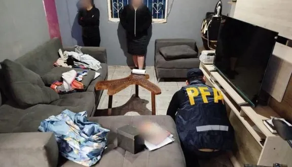 Desmantelan red de abuso infantil: 14 detenidos y una menor rescatada