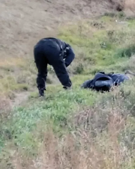 Hallaron a un hombre sin vida al lado de la ruta en el acceso sur a Caleta Olivia