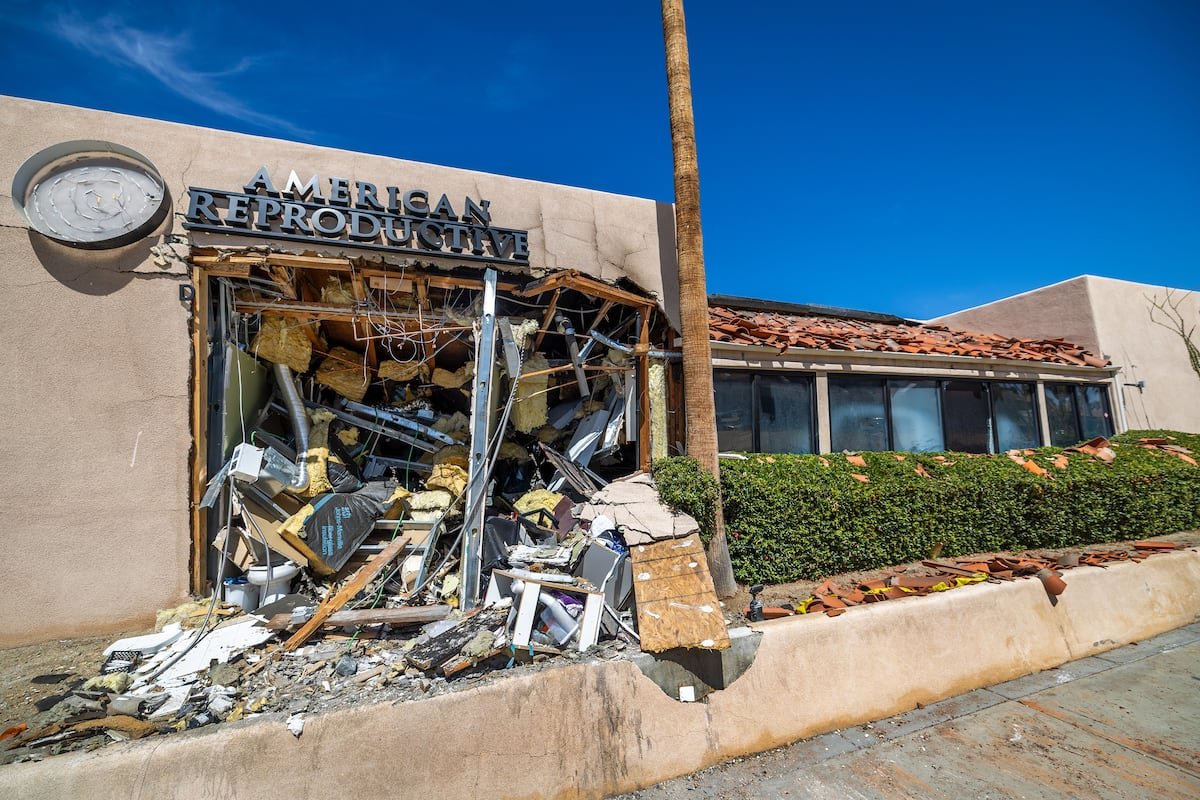 Muere en prisión el presunto cómplice del terrorista que atentó contra una clínica de fertilidad en Palm Springs
