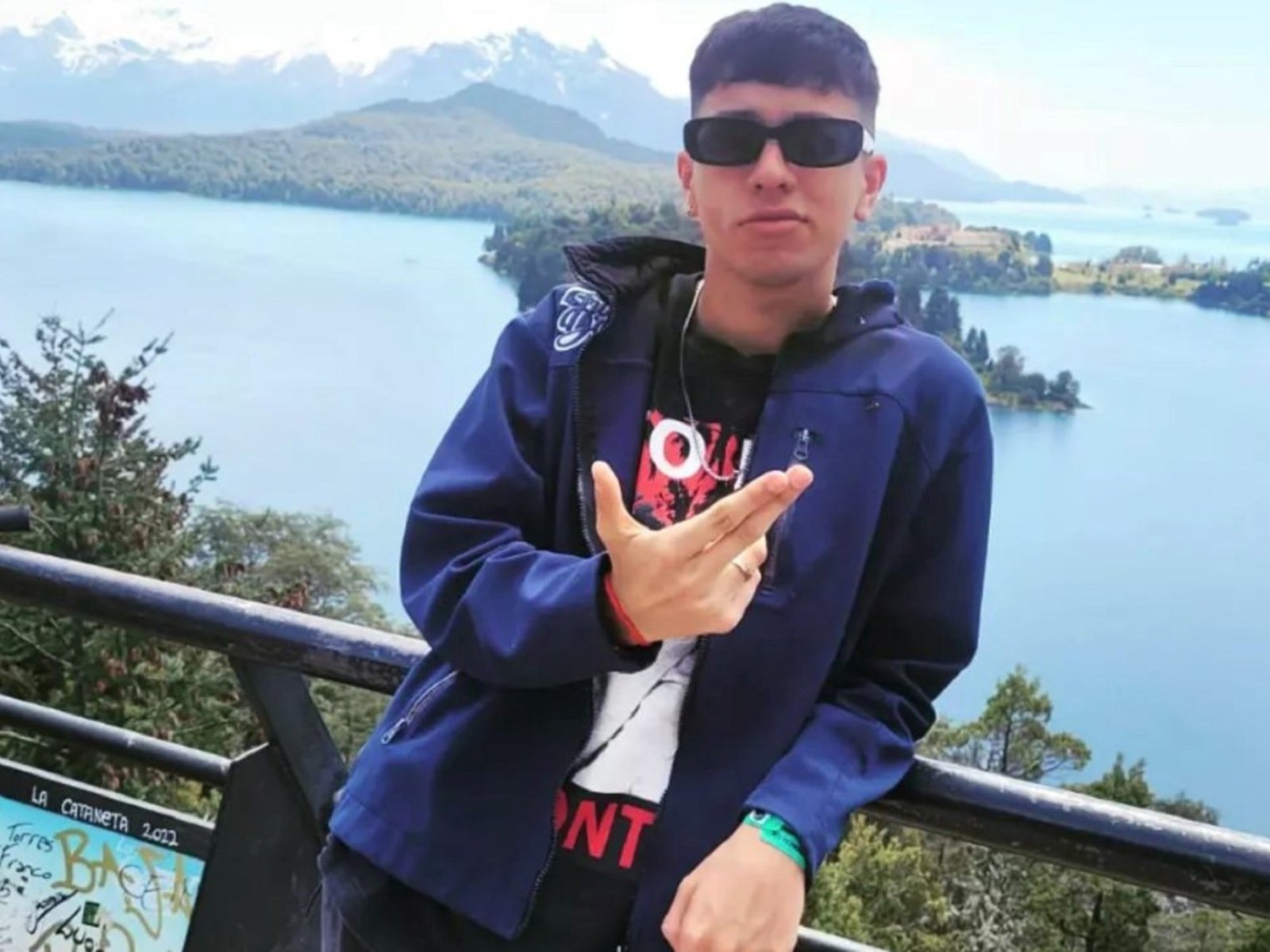 Se descompuso en su viaje de egresados en Bariloche, lo atendió un médico trucho y murió días más tarde: hay cuatro imputados