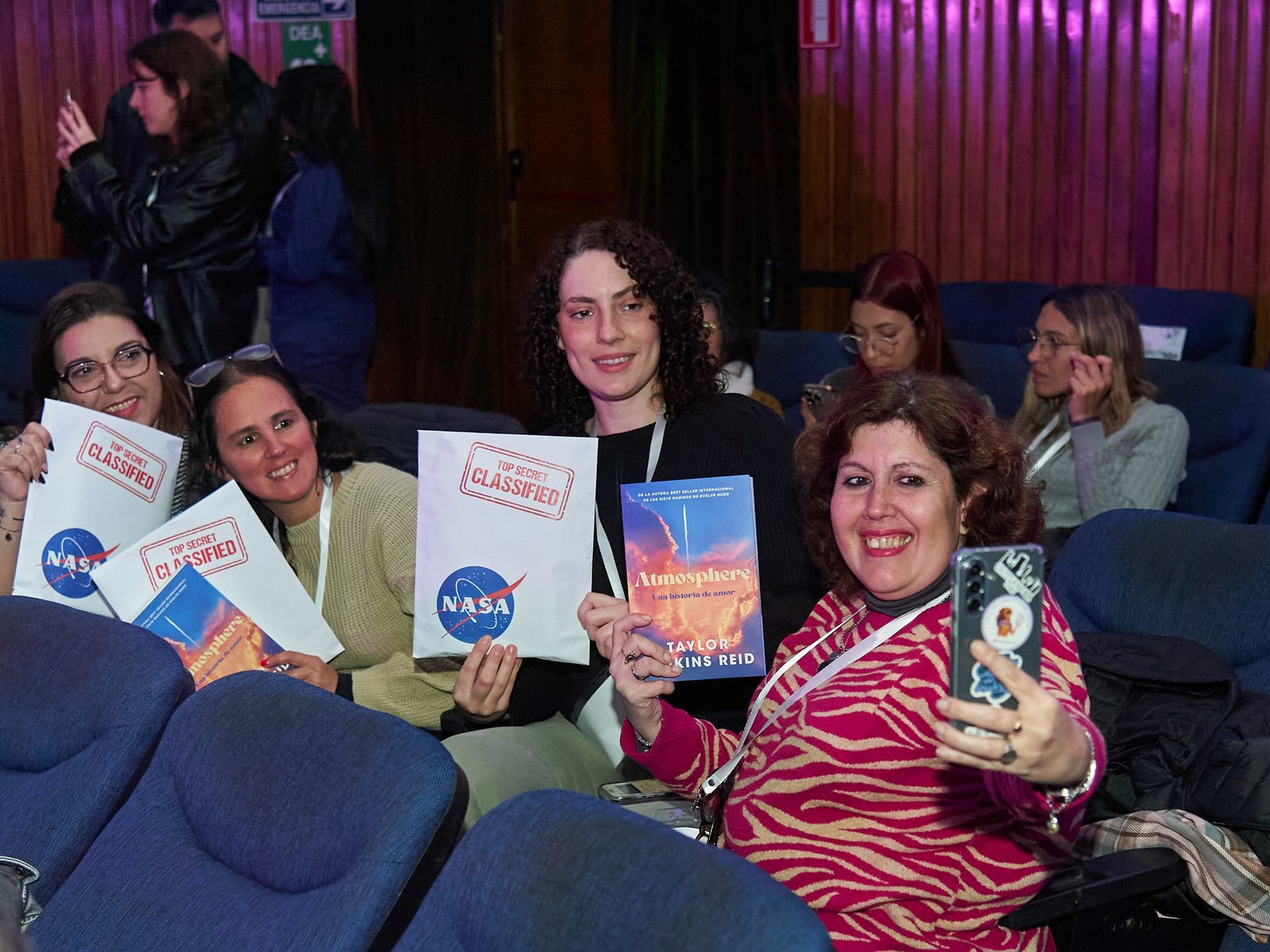 Una tarde con las lectoras argentinas de Taylor Jenkins Reid, una voz de estos tiempos