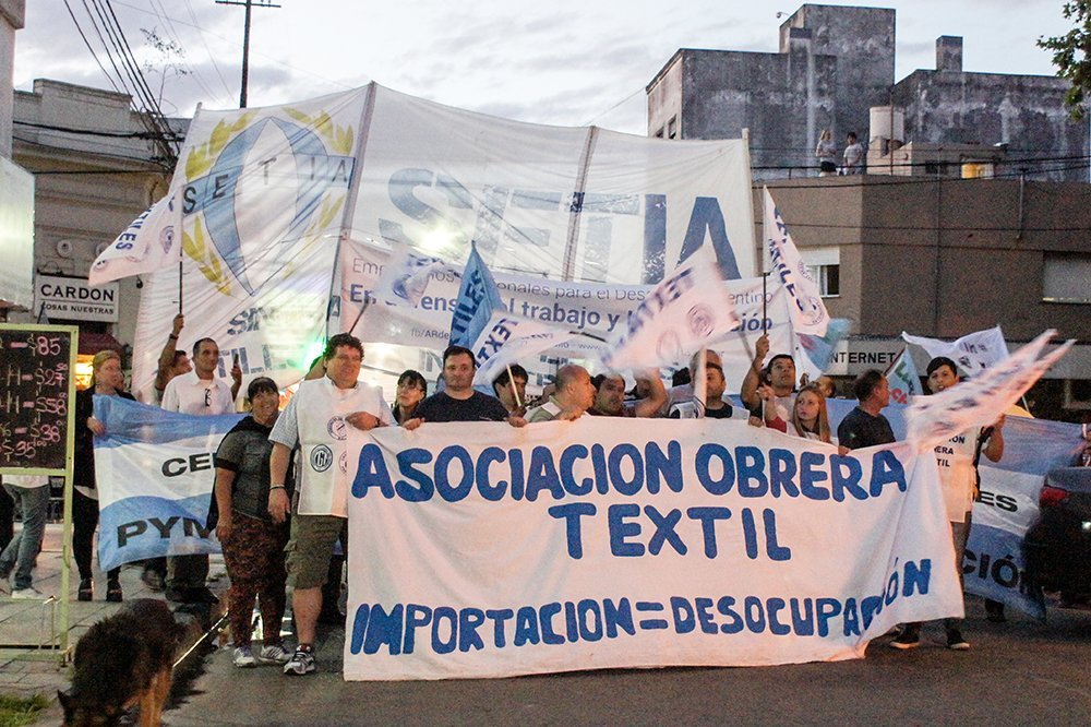 Crisis textil en La Rioja: “los empresarios riojanos que apoyaron  a Milei, hoy están arrepentidos”