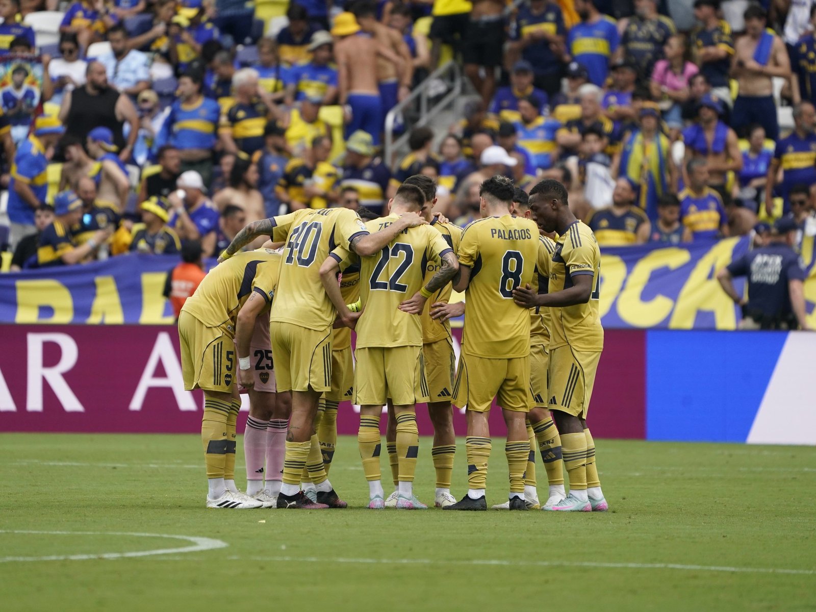 lluvia de aplazos con Cavani desconocido para una despedida amarga