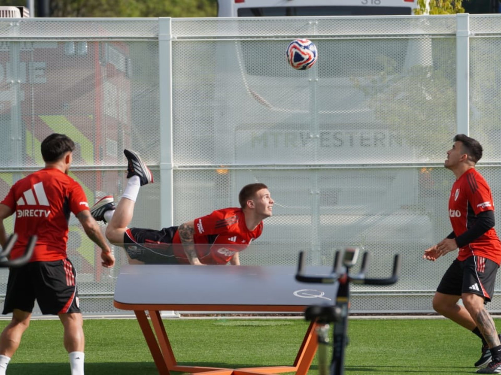 los dos pueden terminar con una sonrisa salvo que Monterrey tenga otros planes