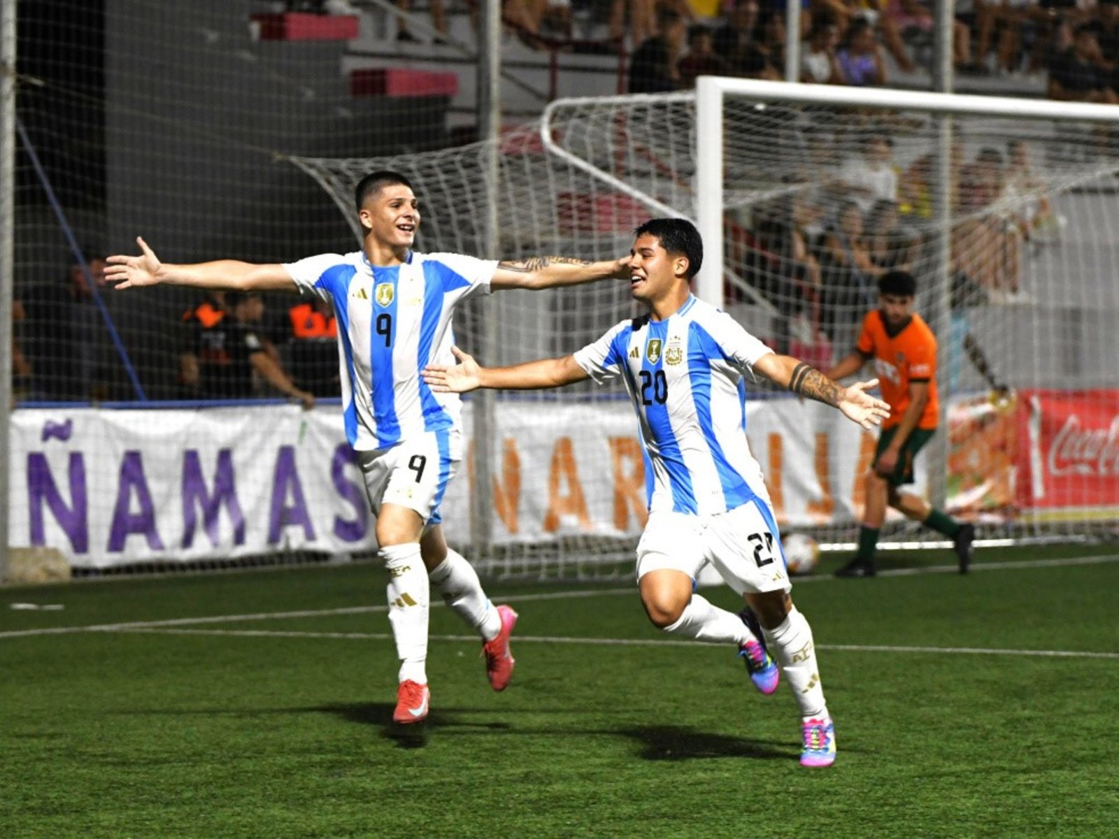 A puro golazo, la Selección Sub 20 remontó a Valencia y está en semifinales del torneo de L'Alcudia