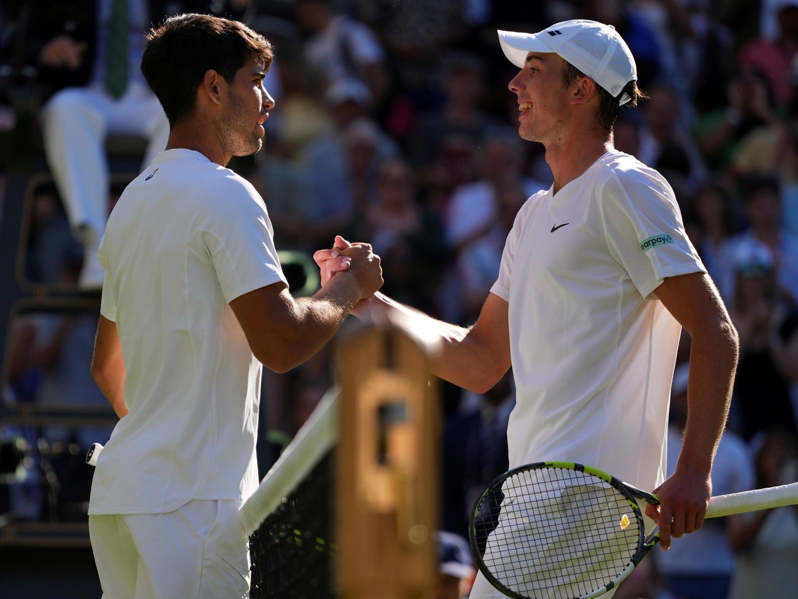 Alcaraz y Tarvet nacieron el mismo año, pero el español demostró por qué está 700 puestos adelante