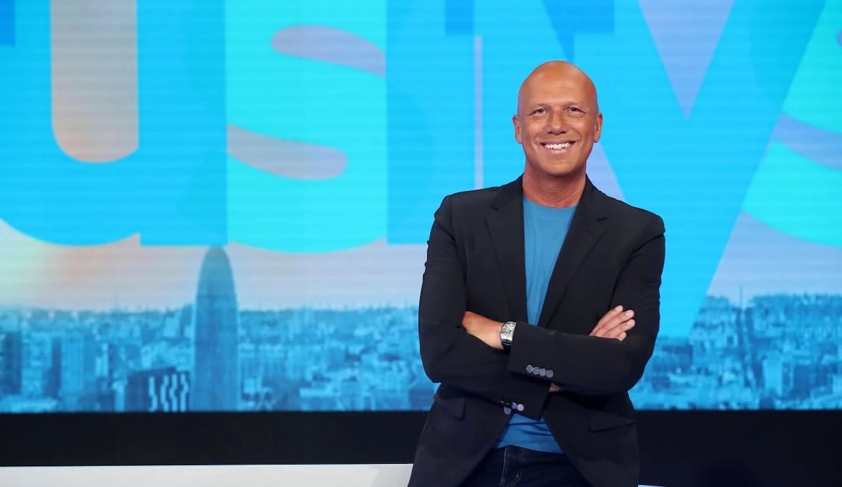 Alfonso Arús, el discreto (y bronceado) líder de las mañanas | Televisión