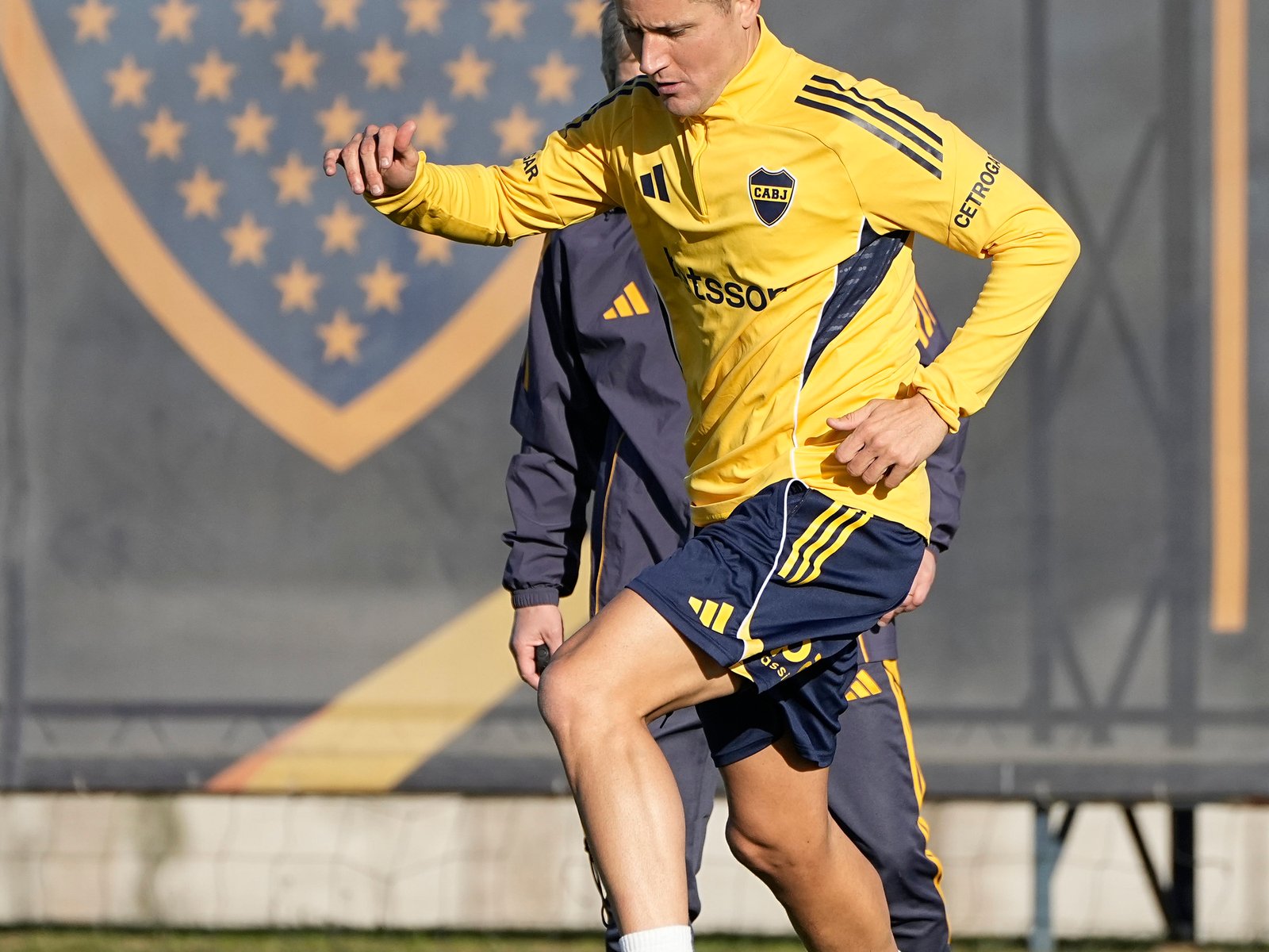 Ander Herrera, el jugador ‘de los 50 minutos’ que tiene inquieto a Russo para el debut de Boca en el Torneo Clausura