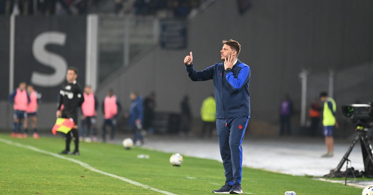 Ayude tras su debut en el Clausura: de «el equipo va mejorando» al «ojalá no se vaya nadie» :: Olé