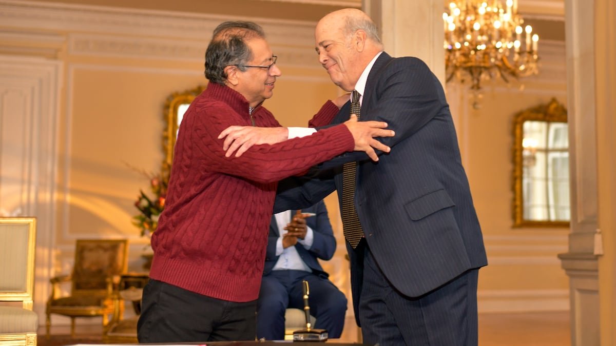 Colombia enfrenta la prórroga de los aranceles de Trump en un punto crítico de crisis con Washington