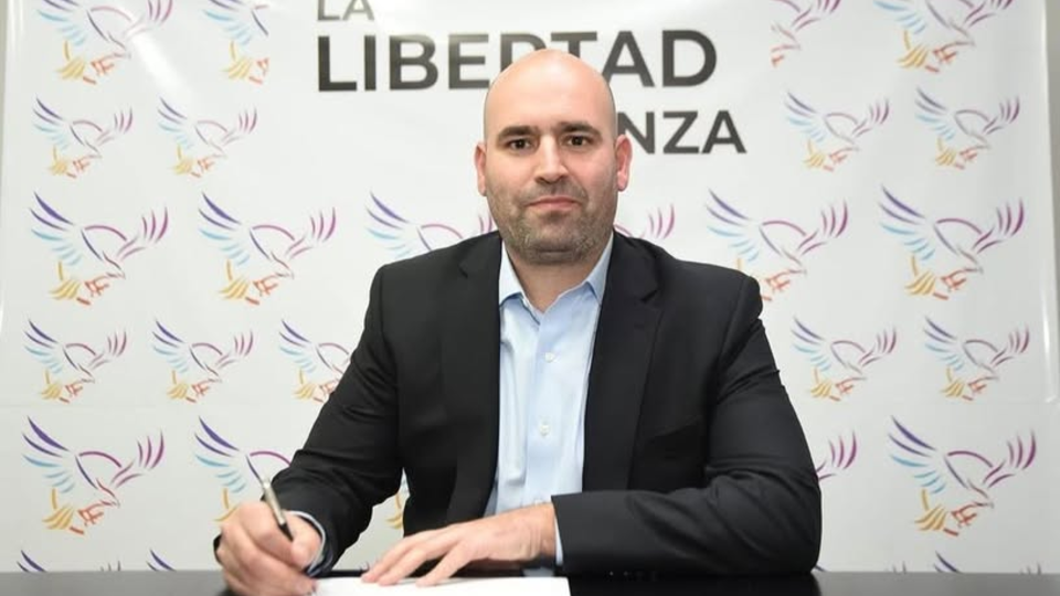 Del “Axel presidente” al mileísmo: el giro de un exfuncionario bonaerense | El pasado K que incomoda al armado libertario
