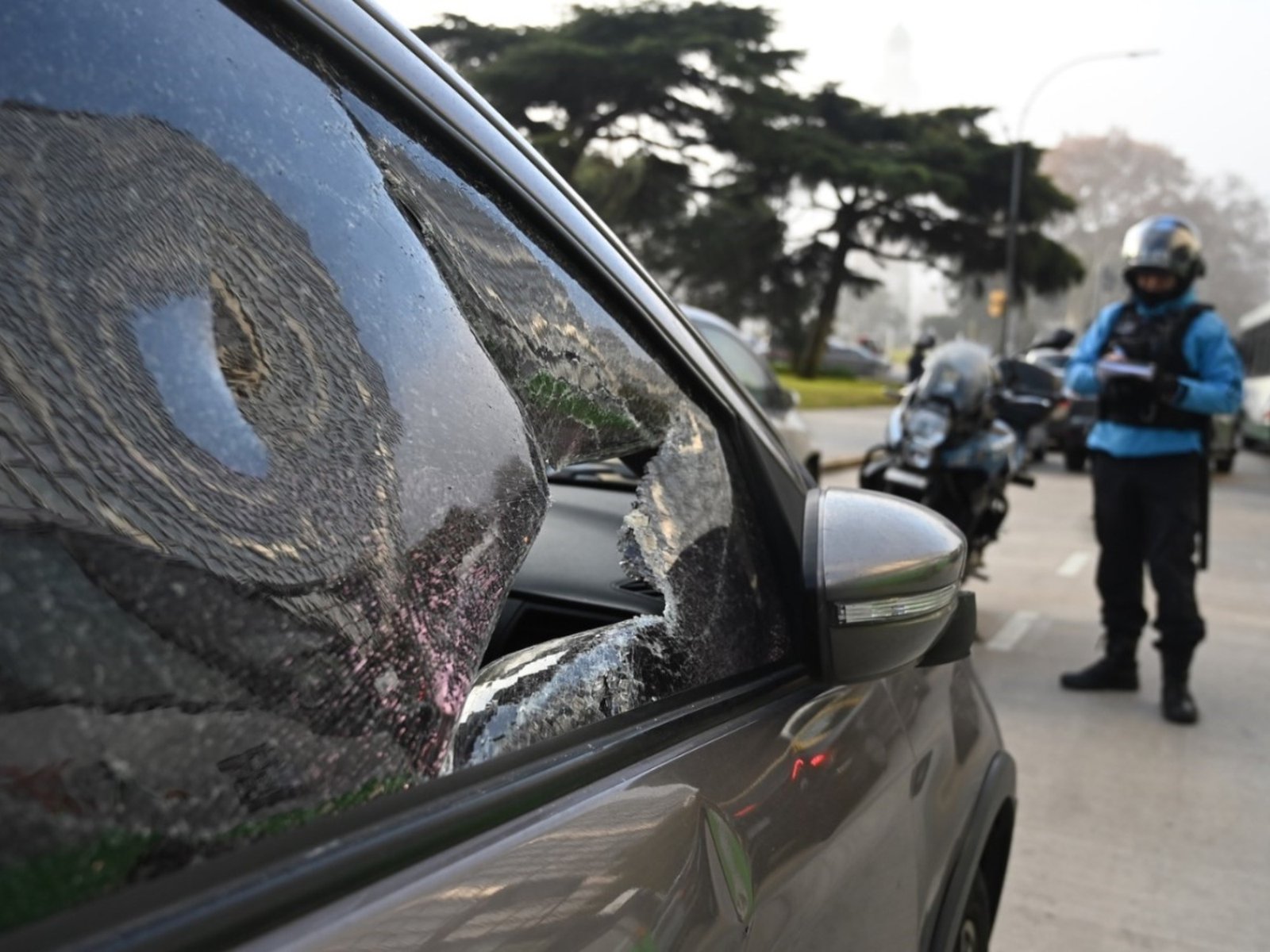 Disparos y persecución entre la Policía de la Ciudad y un grupo de ladrones en Retiro