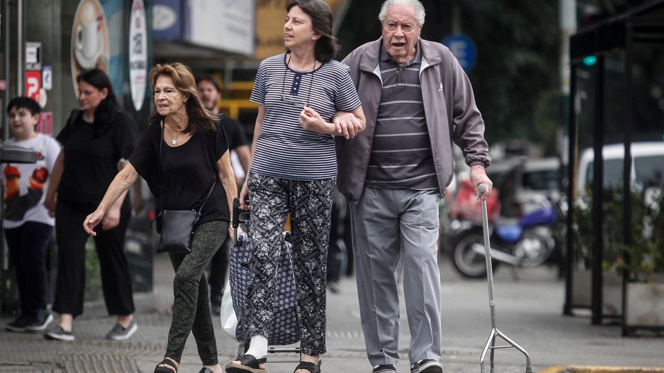 El Gobierno confirmó el bono de $70.000 para jubilados: cómo quedarán los haberes en agosto | Por decreto