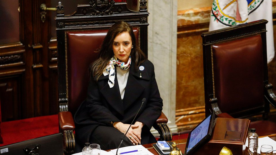 El biógrafo de Milei dice que Villarruel recibió financiamiento de un prófugo por la masacre de Trelew
