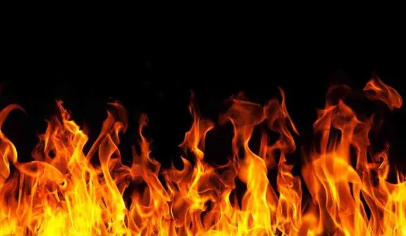Incendio por falla en chimenea: daños materiales pero sin heridos