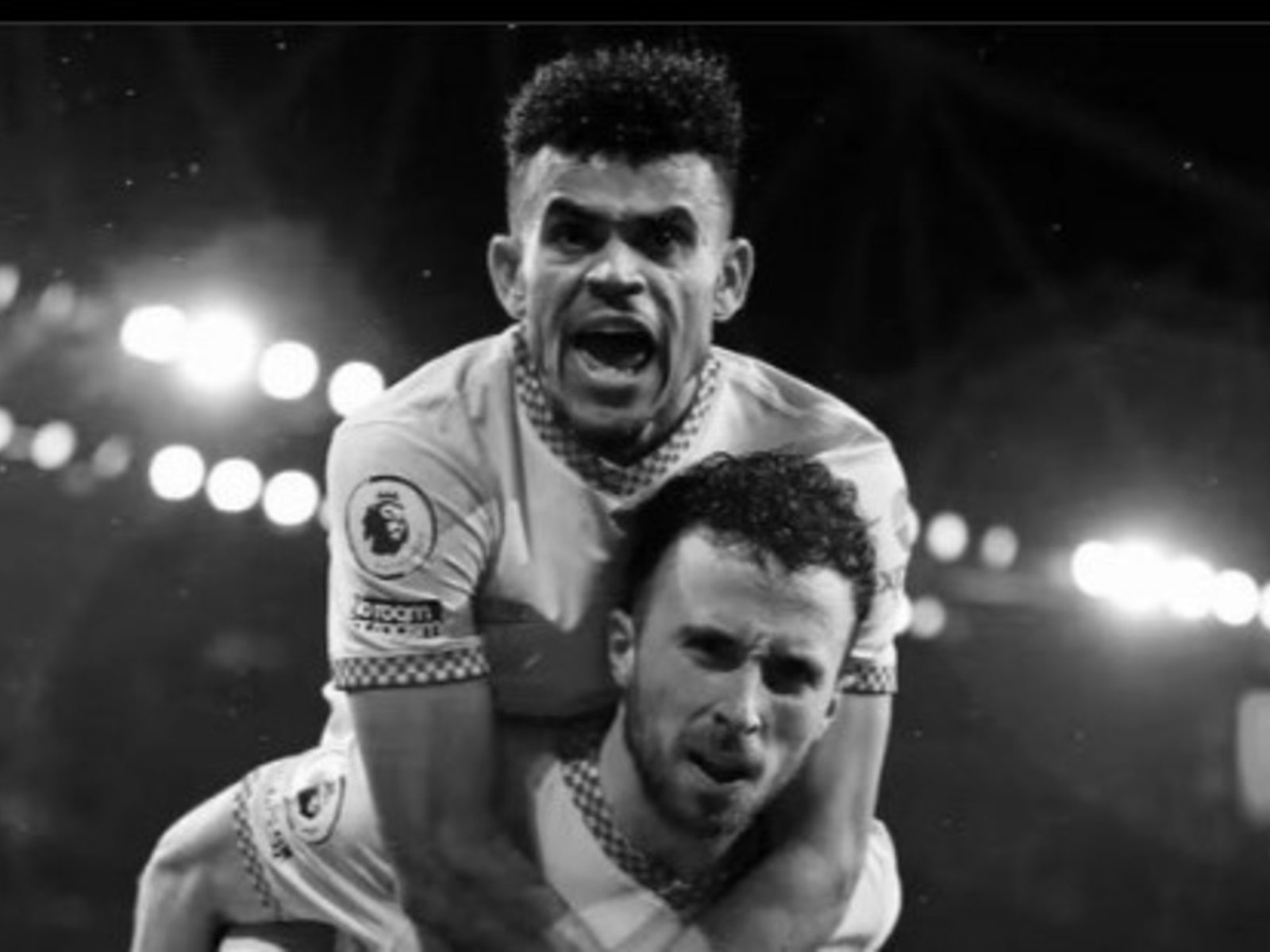 Indignación por las imágenes de Luis Díaz «de fiesta» en medio del funeral de su compañero Diogo Jota