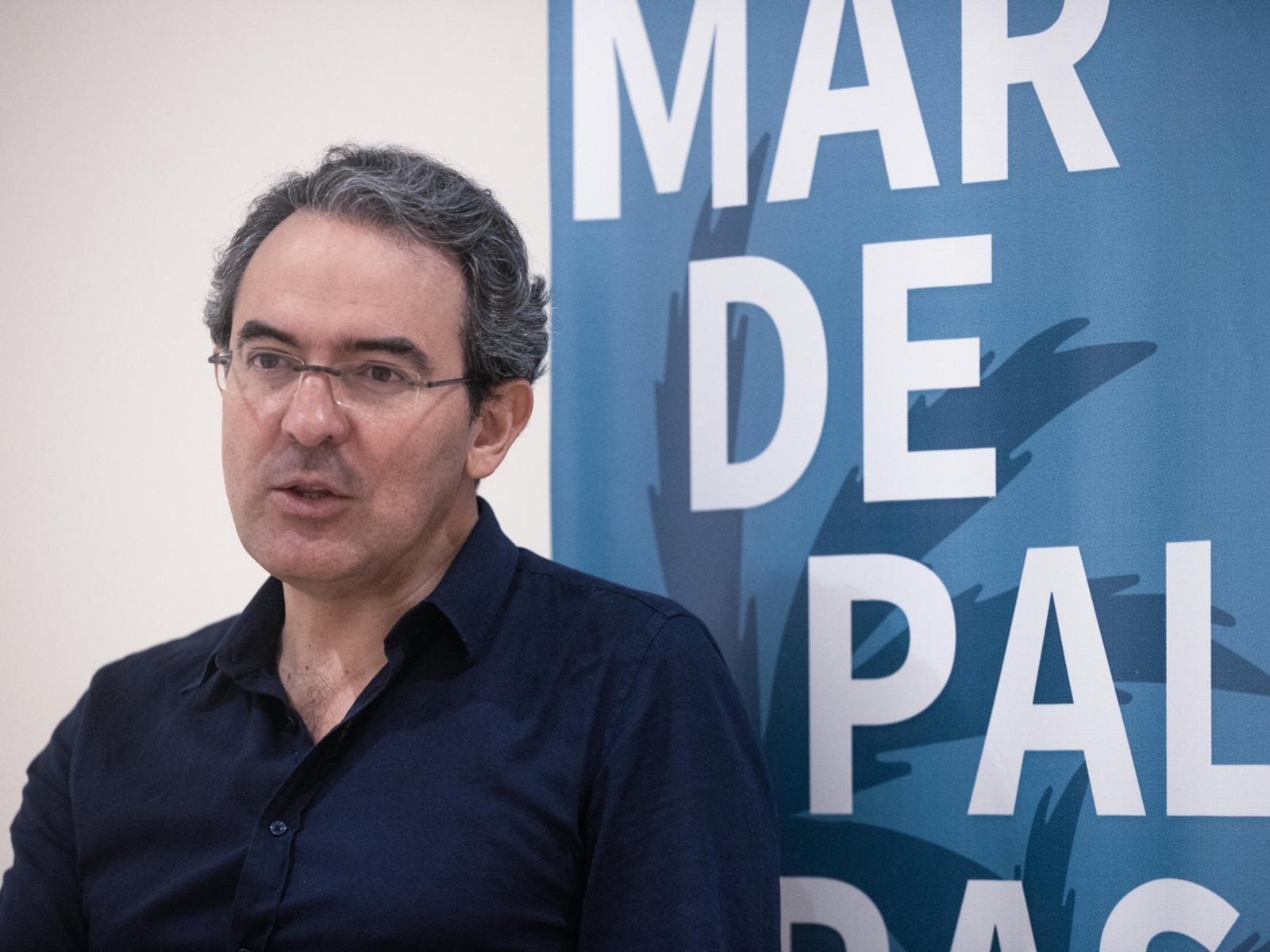 «La literatura no cambia el mundo pero sí conciencias»