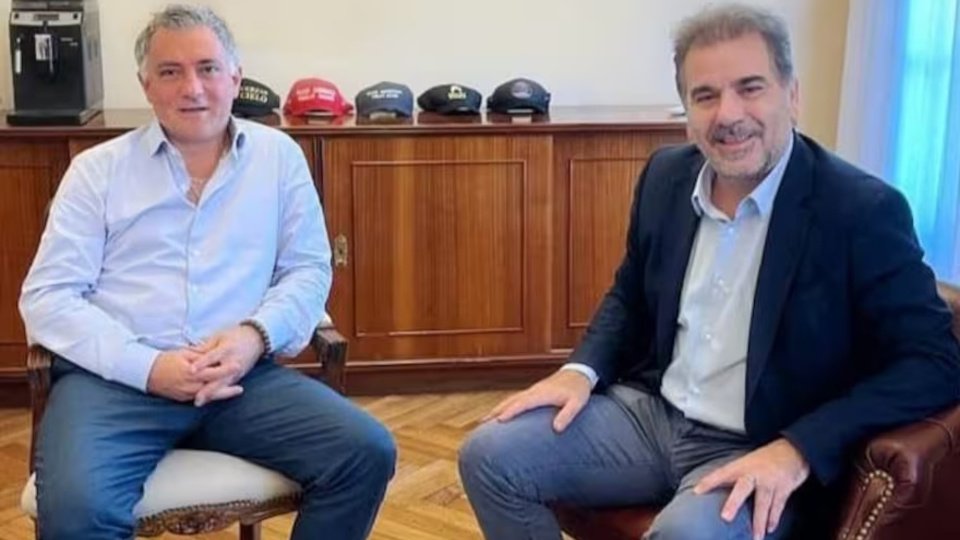 Las listas que quedaron de violeta furioso