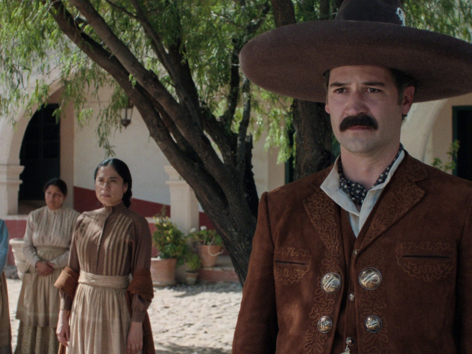 Los editores españoles premiaron la película ‘Pedro Páramo’ del mexicano Rodrigo Prieto