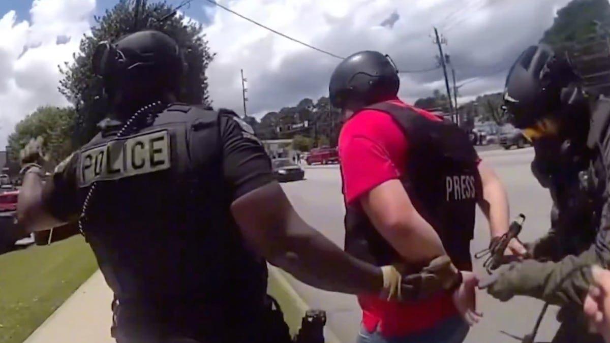 Mario Guevara, el reportero salvadoreño cazador de redadas migratorias atrapado en las garras del ICE | Inmigración en Estados Unidos