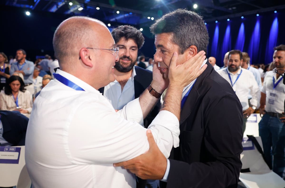 Mazón saca pecho tras el congreso del PP, pero el público no olvida y pide su dimisión en un concierto de Rigoberta Bandini | Noticias de la Comunidad Valenciana