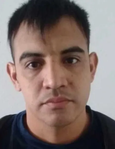 Peligroso preso de Trelew se sacó la tobillera y escapó de la casa de su pareja donde cumplía prisión domiciliaria