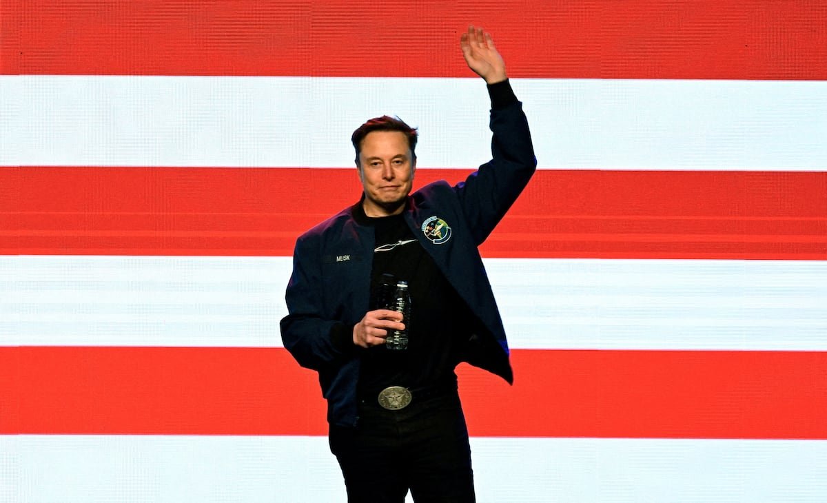 Polonia denunciará a Elon Musk ante la Comisión Europea por los comentarios antisemitas de su IA | Tecnología