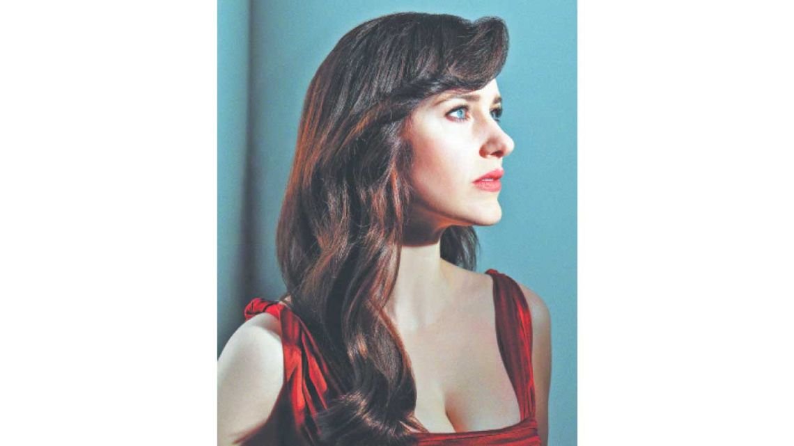 Rachel Brosnahan: “Lois tiene mucho de cine clásico”