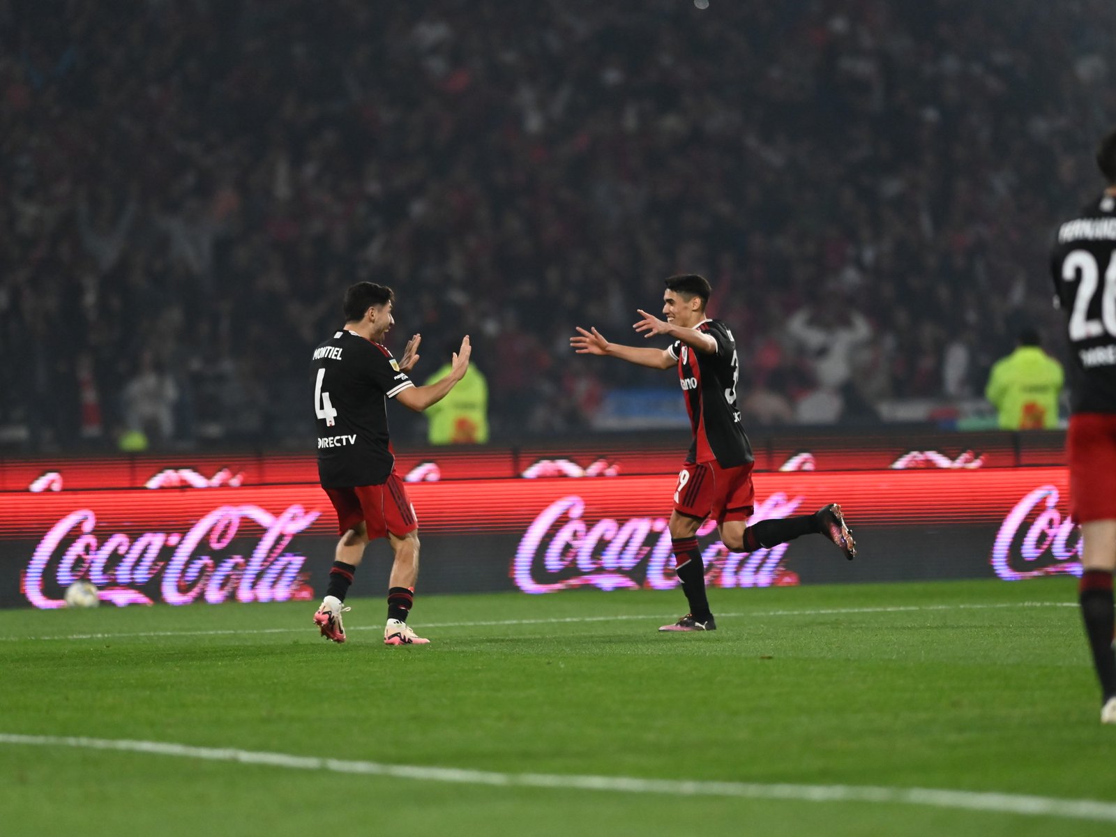 River armó un festín de goles en Córdoba y aplastó a Instituto en la noche soñada del pibe Lencina