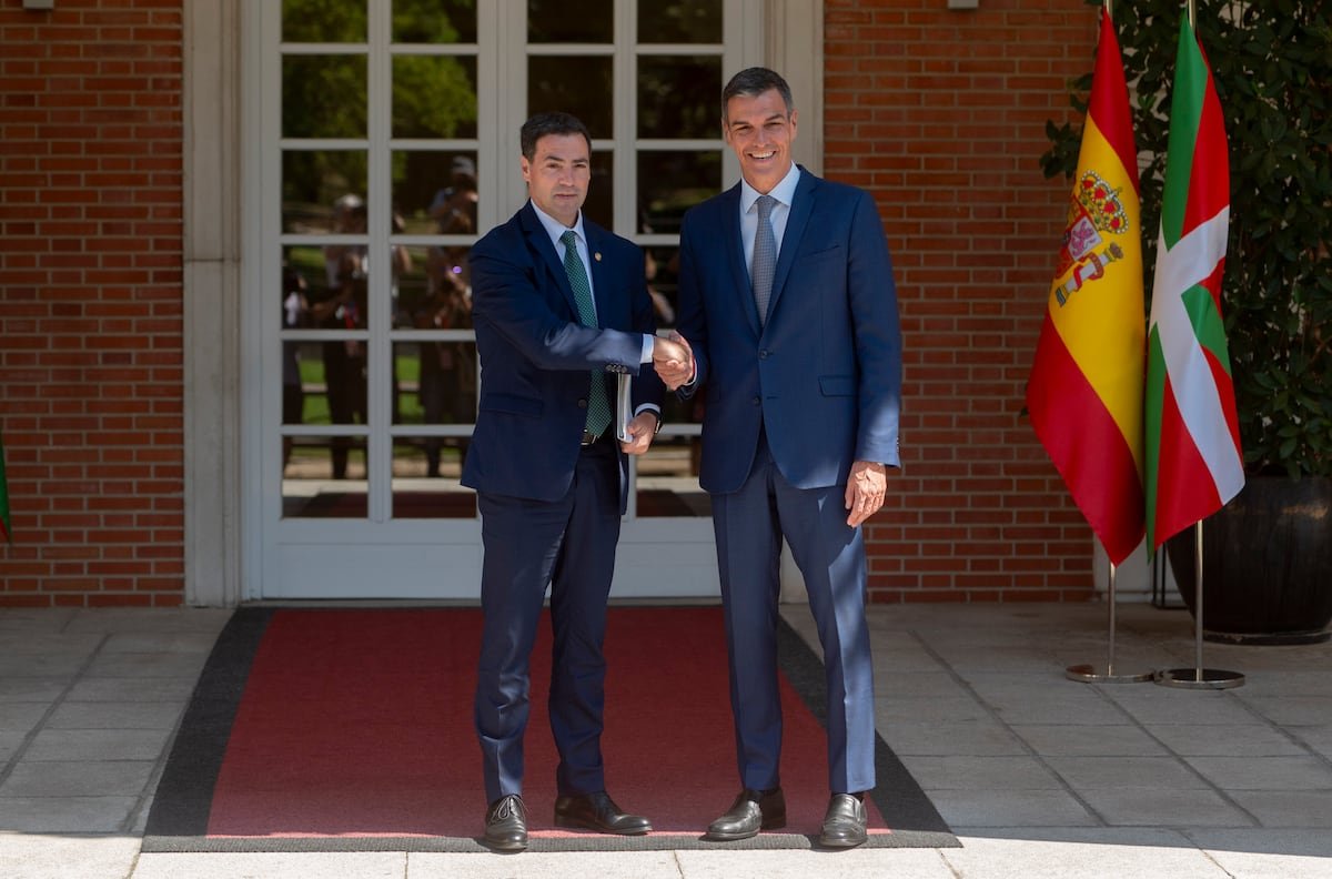 Sánchez y Pradales engrasan su alianza con el avance en la gestión de prestaciones no contributivas en Euskadi | España