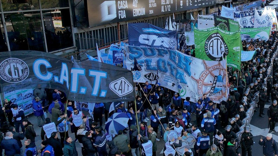 Se viene las ollas populares