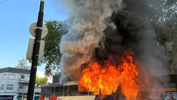 Tragedia: un hombre murió al incendiarse su motorhome mientras dormía