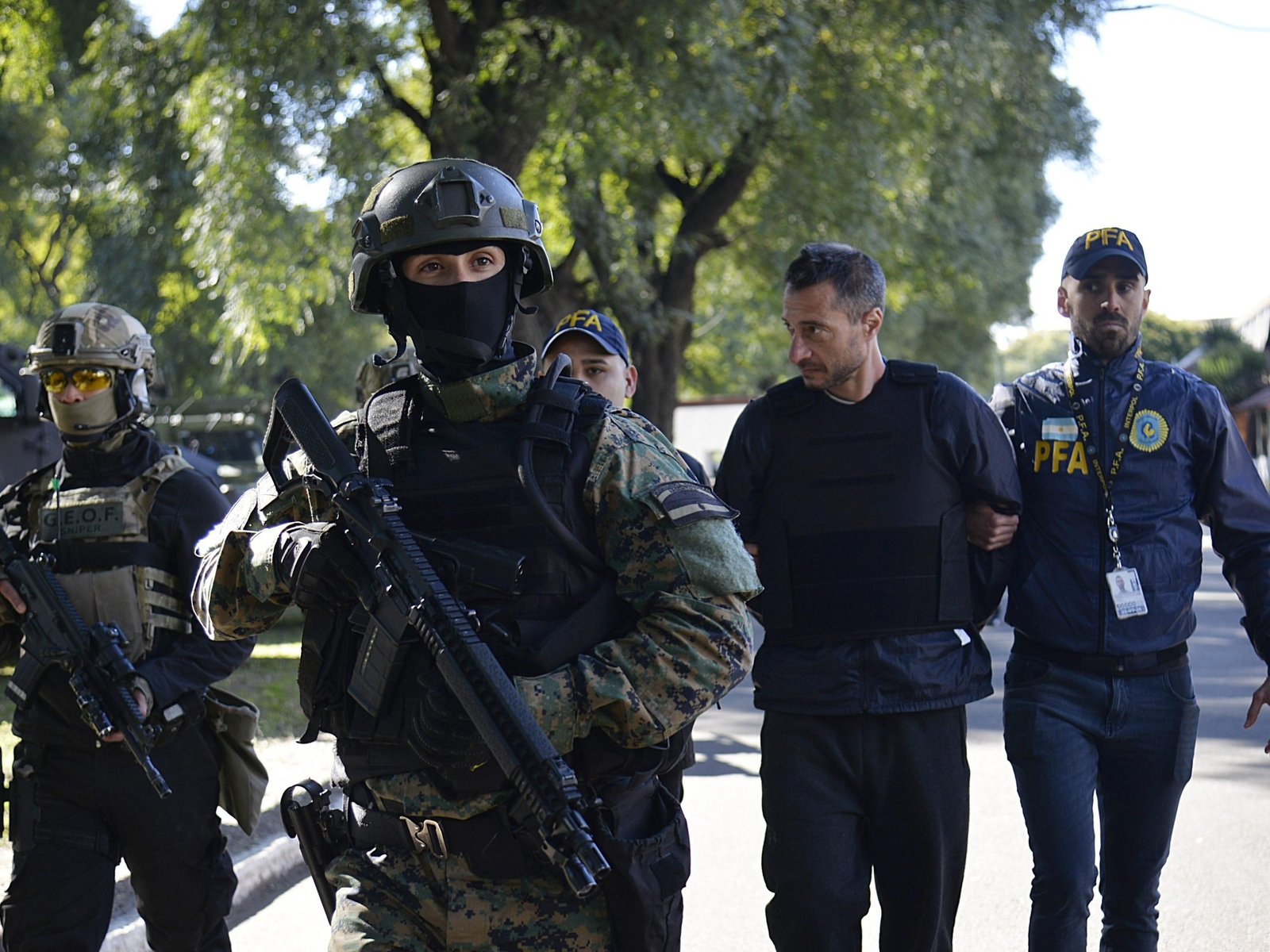 Trasladaron a Rosario a Damián Reifenstuel, capturado en Bolivia por matar a pedradas a la hincha de Central Ivana Garcilazo