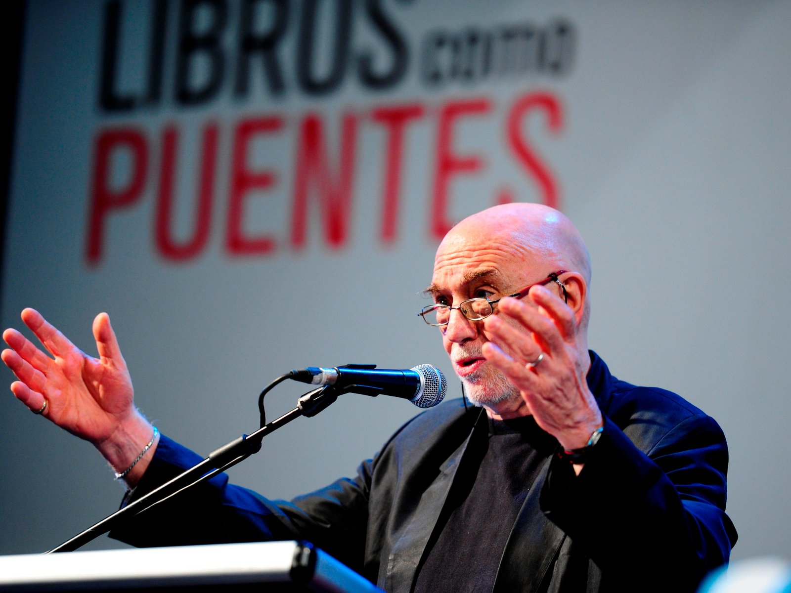 Vicente Battista ganó el Premio Rómulo Gallegos, uno de los más importantes para novelas en castellano