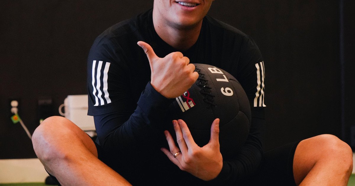 Video: así se prepara Juanfer Quintero para volver a River :: Olé