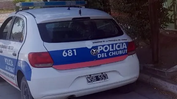 Violento asalto en la casa a un mecánico y su mujer para robarles bienes, dinero y el auto