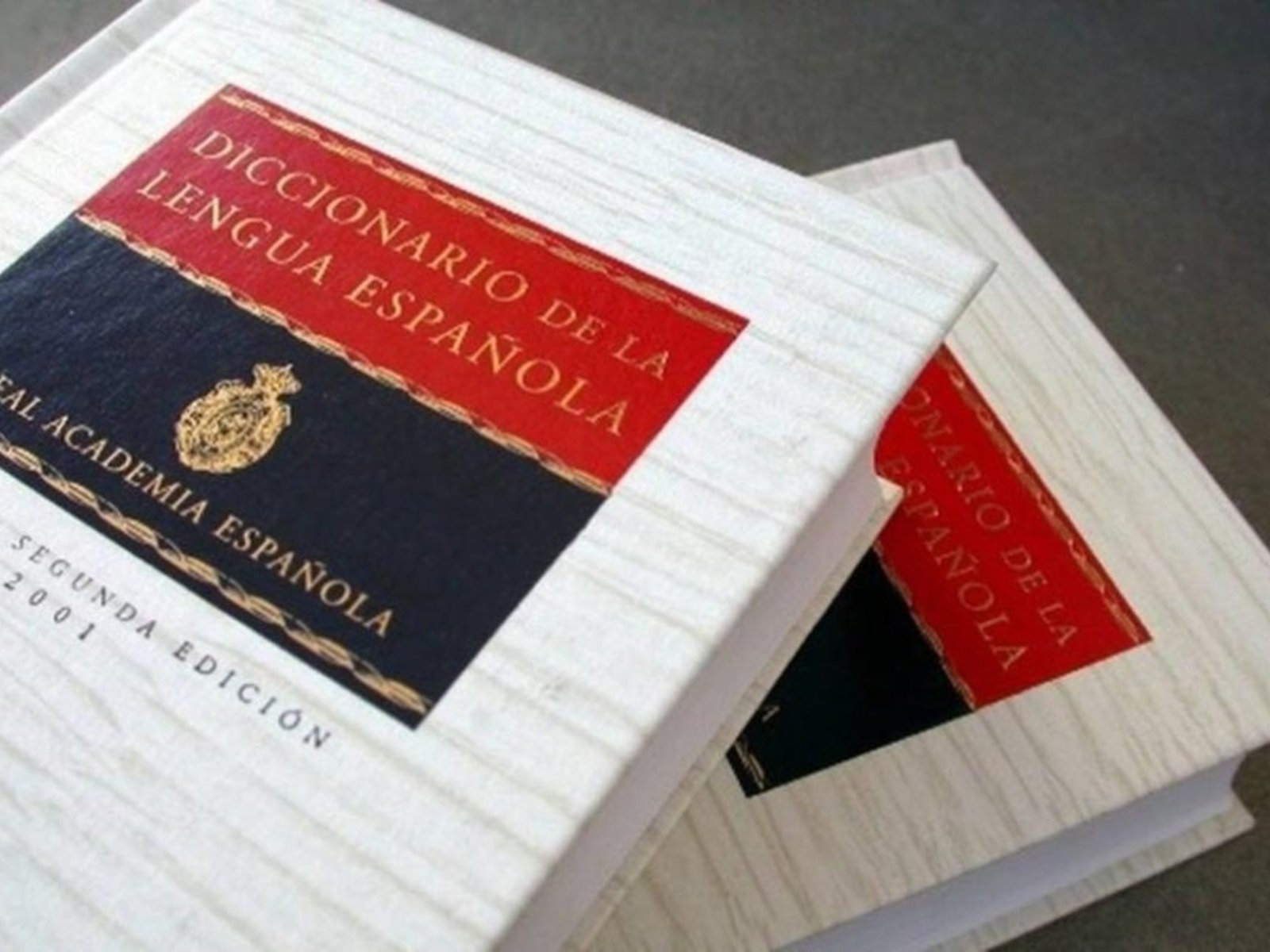 cien cubanismos se sumarán al Diccionario de la Lengua Española en 2026