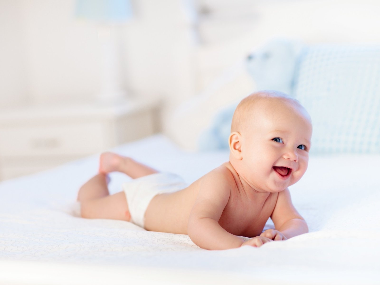 cuándo aparece la conciencia en los bebés