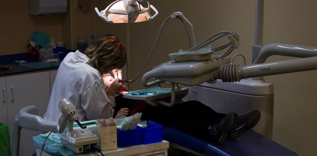 dicen que tiene que hacerla un anestesiólogo