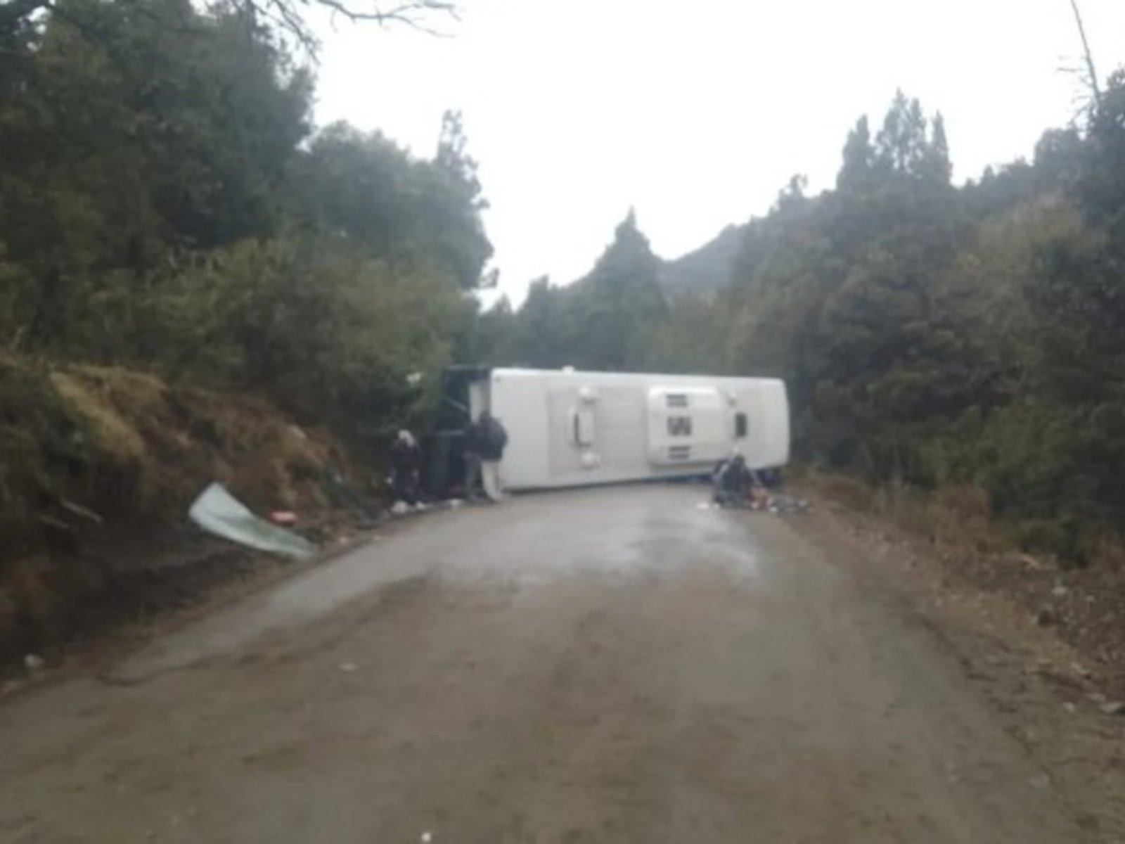 hay 20 heridos y cortaron la ruta