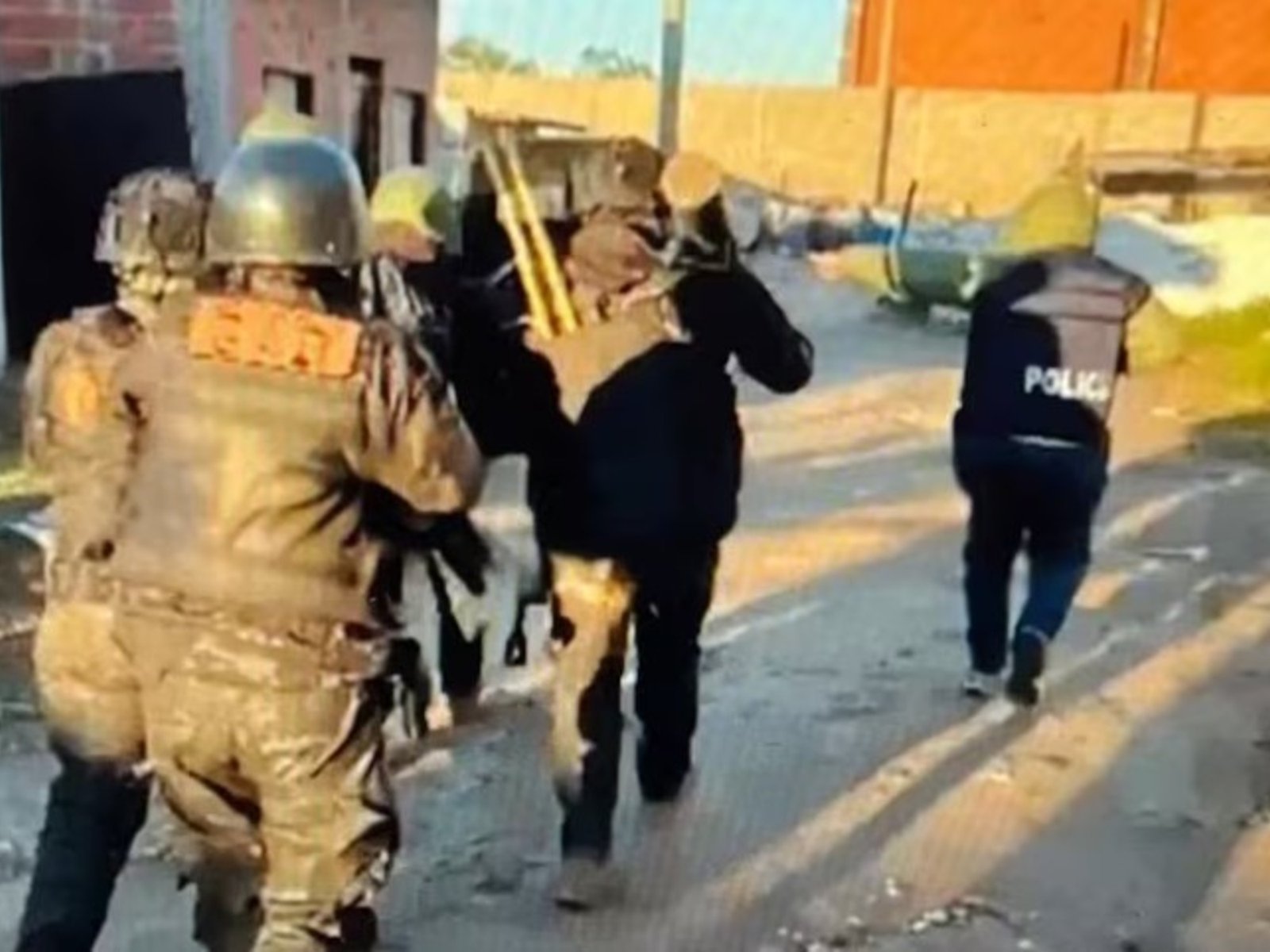 un jubilado recibió a los tiros a la policía y terminó muerto